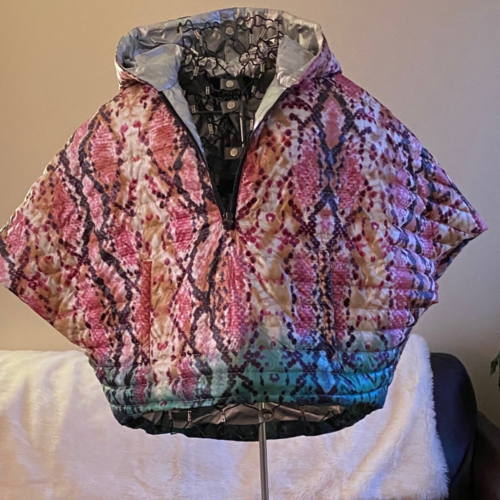 Think Royln The Heroine Oversized Quilted Python-Print Down Poncho Puffy XS/S - Picture 2 of 9